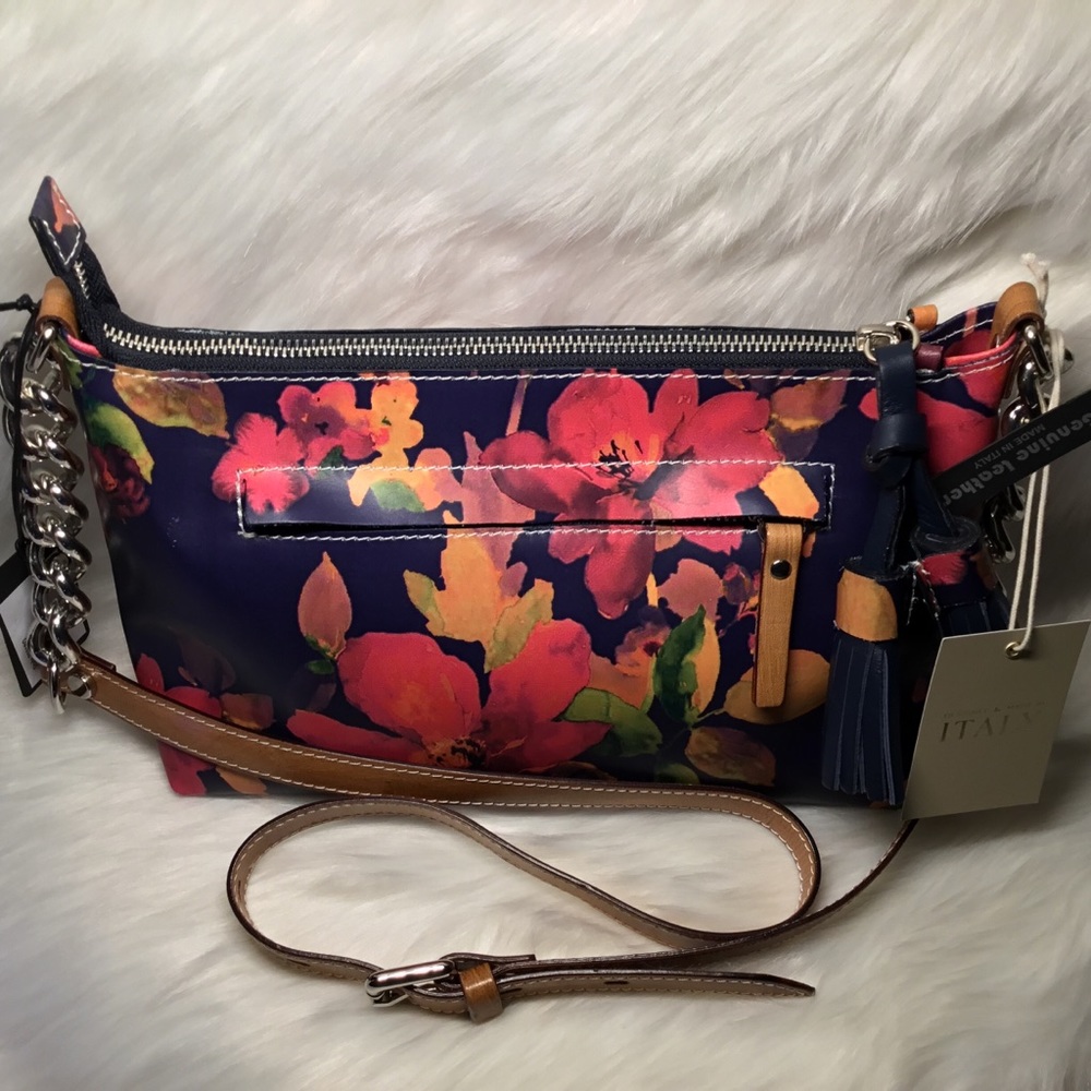 NWT- cavalcanti italian hand bag floral.